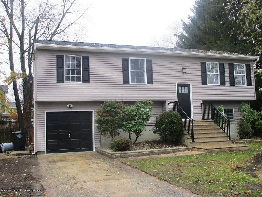 2804 Hayes St photo 1