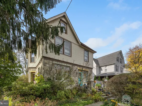 212 Forrest Ave, Narberth, PA 19072