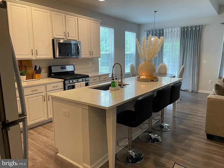 1728 Hudgins Farm Cir — Photo 14