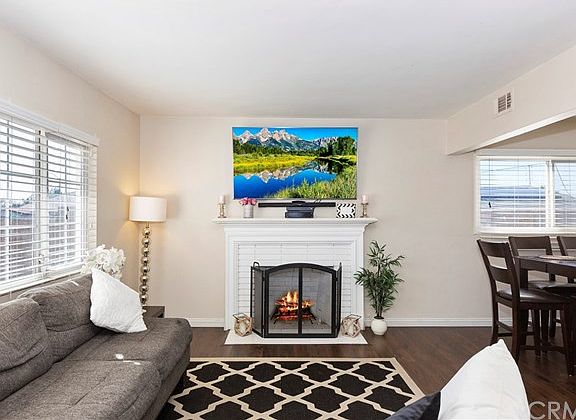 3rd image of 5702 Ironwood Ct