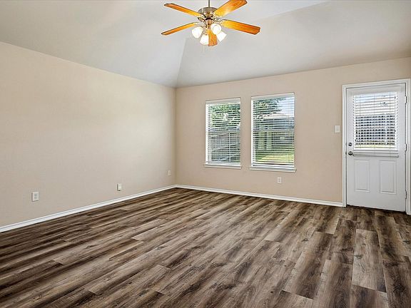 3rd image of 8701 Sagebrush Trl
