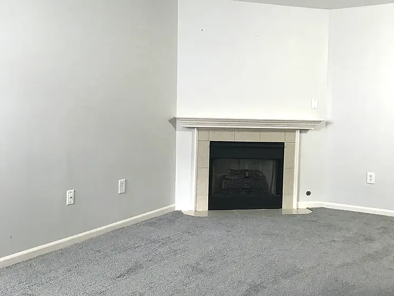 2680 Sawmill Reserve Dr — Photo 26