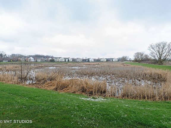 2nd image of 507 S Lakeside Ct #507