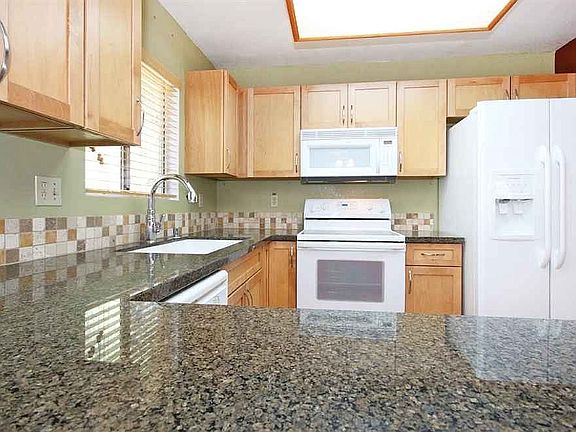 5th image of 11267 Avenida De Los Lobos Unit E