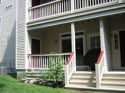2nd image of 52 Bradford Commons Ln