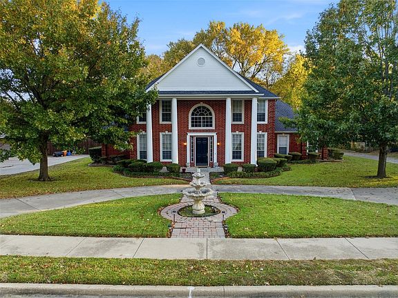 3rd image of 1860 Plum Creek Dr