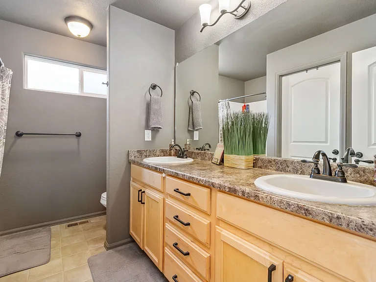 268 Castle Dr — Photo 19