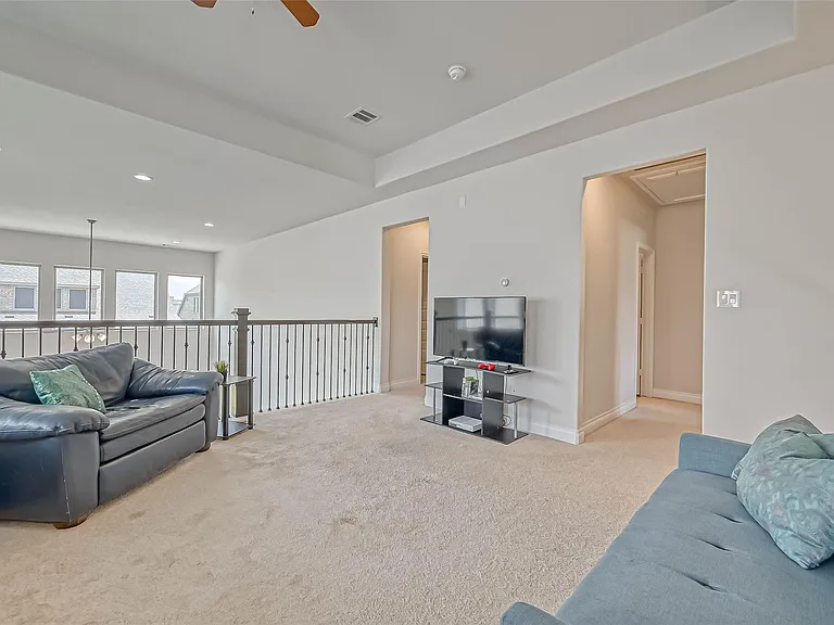 2337 Mayfield Trail Ct — Photo 17