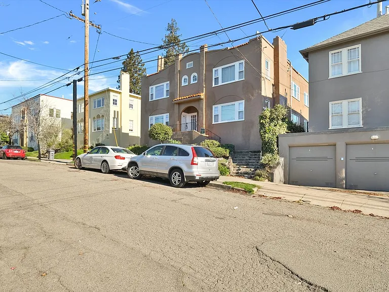 1565 Arch St #1579 — Photo 40