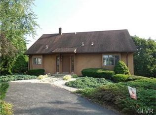 511 Westwind Dr, Easton, PA 18040
