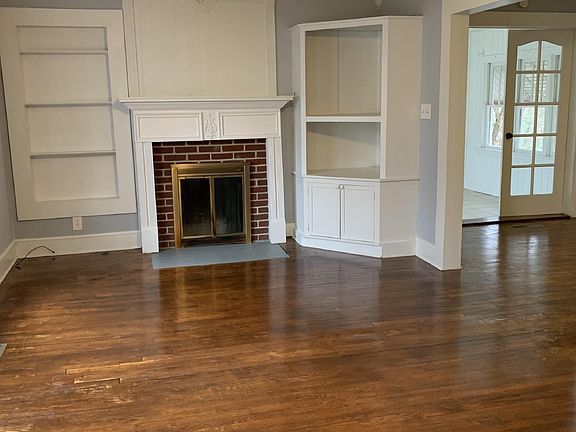 5th image of 625 Ridgewood Ave