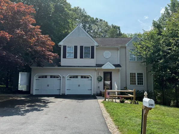 205 Longmeadow Drive, Torrington, CT 06790