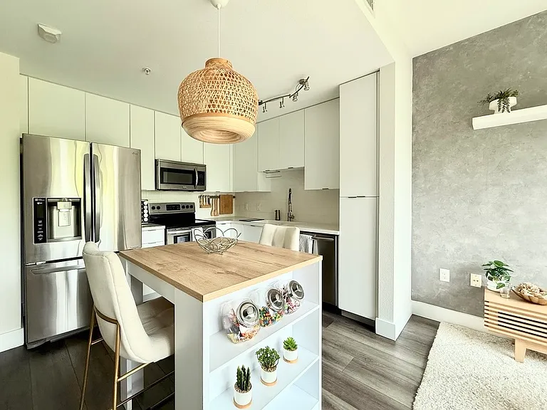 Equipped kitchen