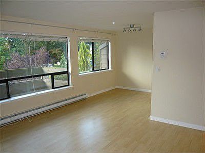 5th image of 12707 NE 116th St APT A102