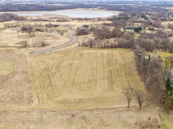 23858 Hall Dr, Lakeville, MN 55044