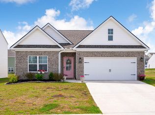 8534 Dewberry Dr, Ooltewah, TN 37363