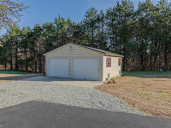 3rd image of 3759 Walters Mill Rd