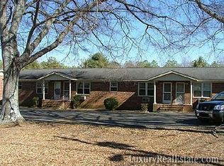 740 N College Dr, Cedartown, GA 30125