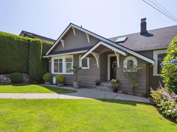 2136 Nelson Ave, West Vancouver, BC V7V 2P7