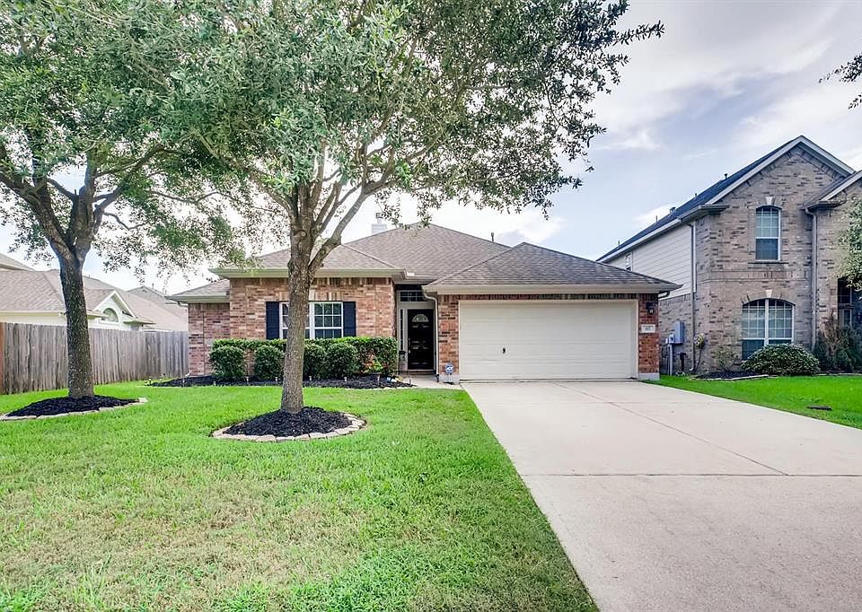 1st image of 807 Almond Pointe