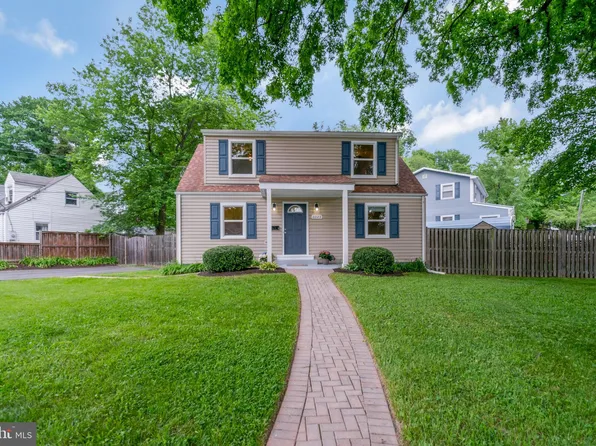 6023 Rixey Dr, Alexandria, VA 22303