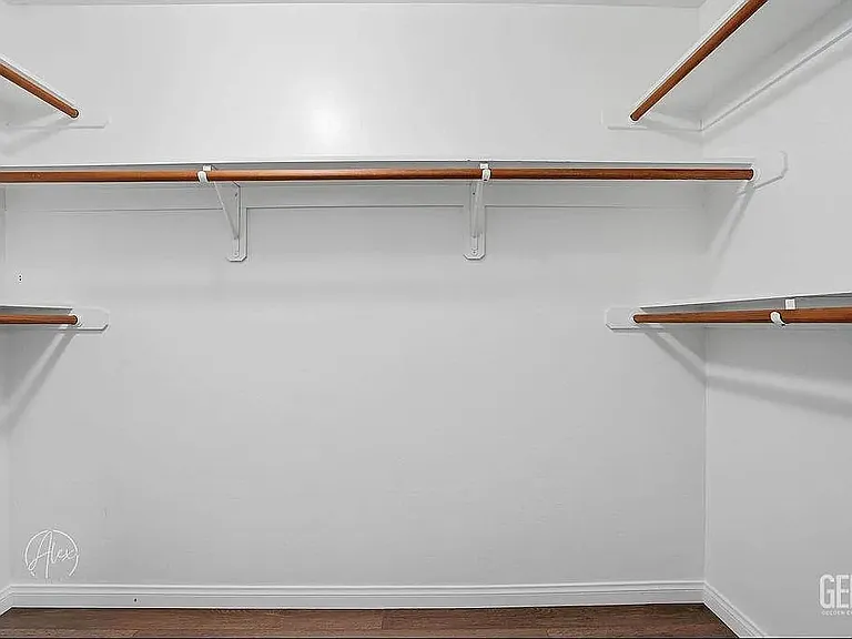 11528 Indian Hawthorne St — Photo 22