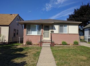 5312 Westpoint St, Dearborn Heights, MI 48125