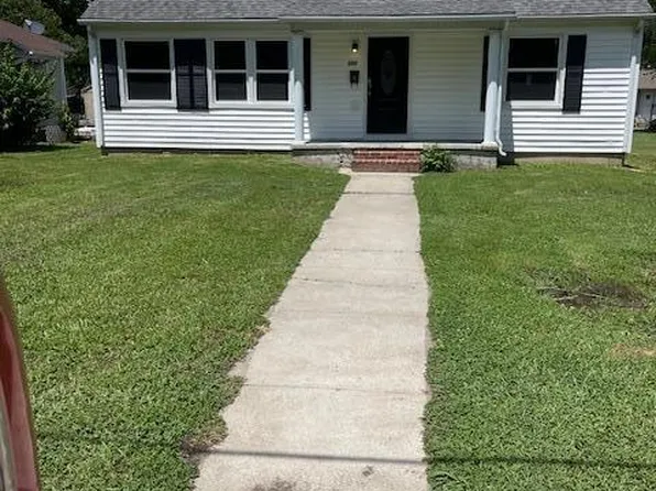 500 Fannetta St, Dexter, MO 63841