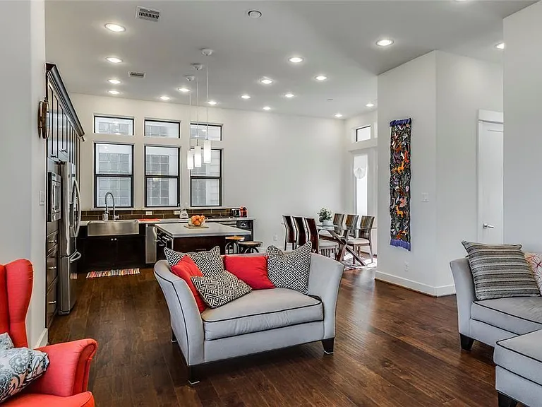 2612 Polk Ave #B — Photo 10