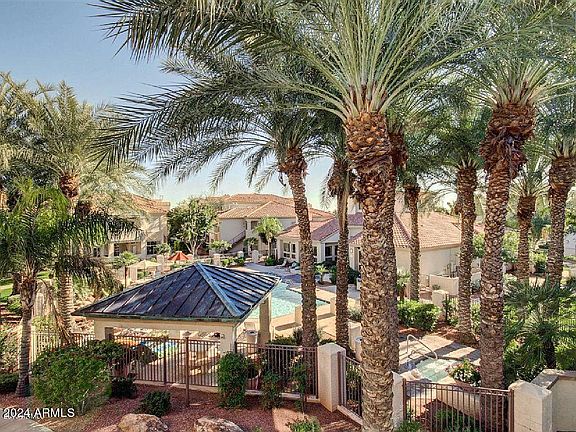 4th image of 3830 E LAKEWOOD Parkway #2117