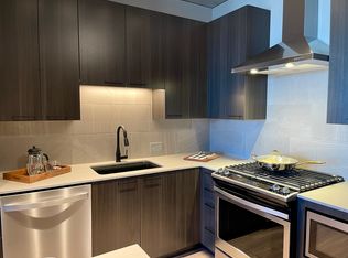 909 W Washington Blvd #U310, Chicago, IL 60607