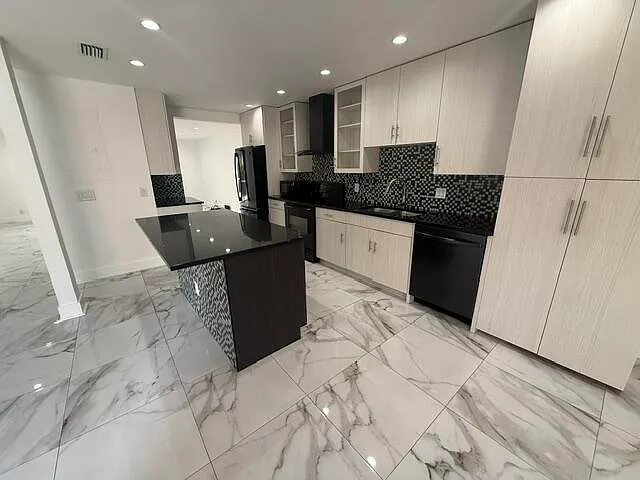 3537 Deer Creek Palladian Cir — Photo 12