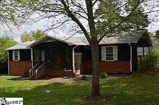 1st image of 3 Rawood Dr