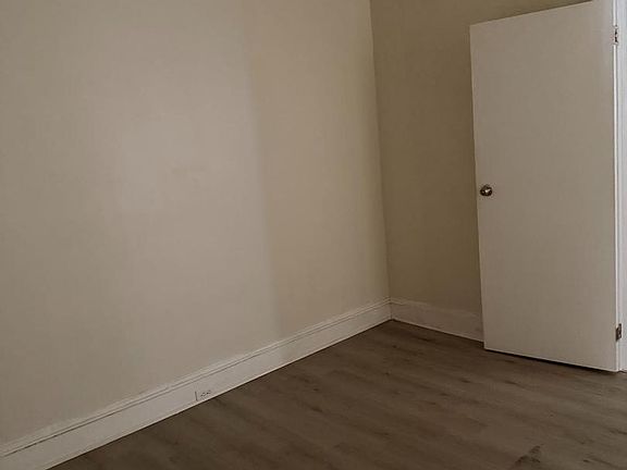 5th image of 1323 W Loudon St