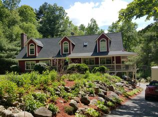 31 Lyman Barnes Rd, Brimfield, MA 01010