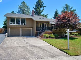 828 SE 39th Ct, Hillsboro, OR