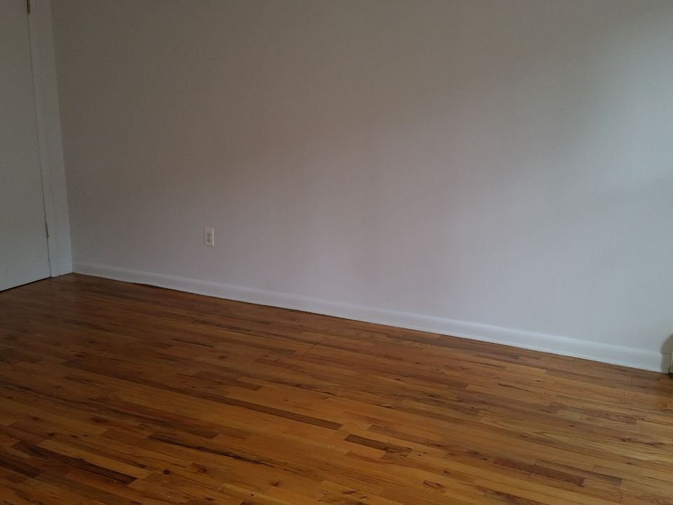 2nd image of 1134 Jackson Ave #Gf
