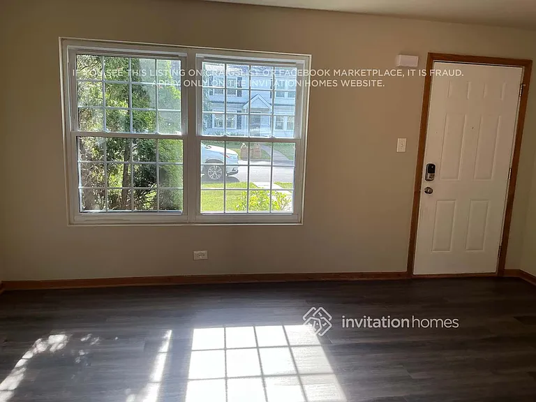 11521 S Karlov Ave — Photo 4