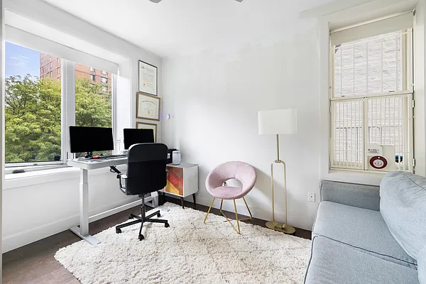 Rented by Compass | media 13