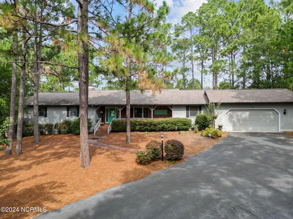 103 Berwick Avenue, West End, NC 27376