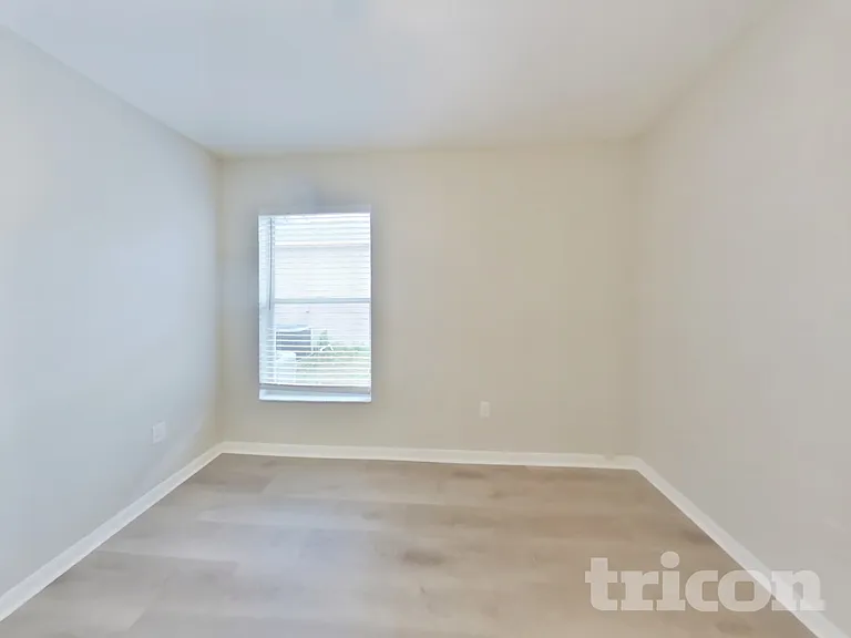 10435 Blackmore Dr — Photo 10