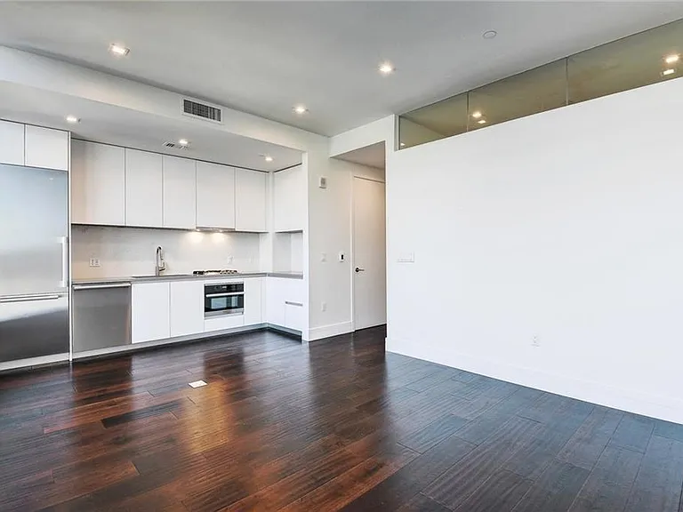 501 West Ave #1206 — Photo 3