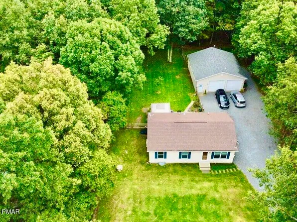238 Schochs Mill Rd, Blakeslee, PA 18610