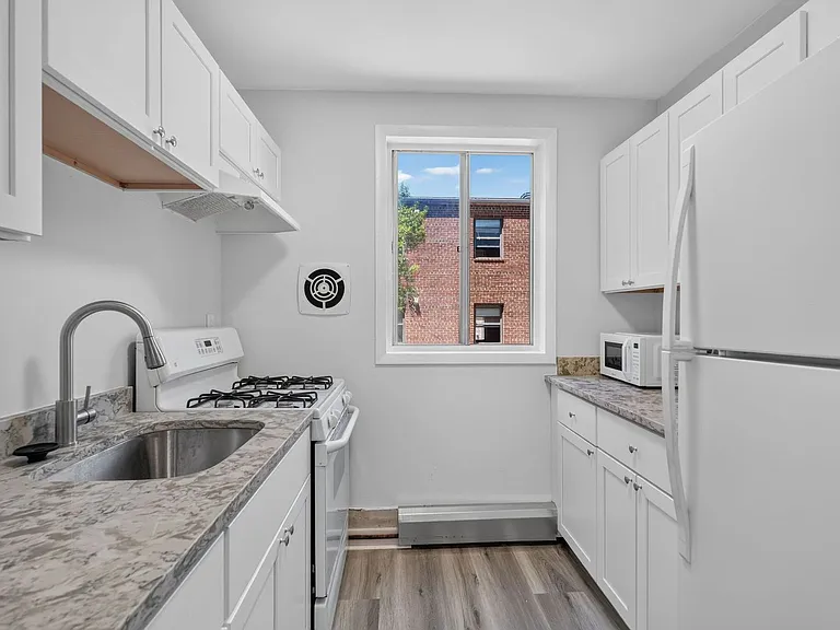5821 Field Pl NE — Photo 40