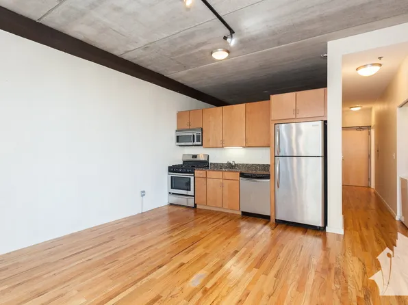630 S Franklin St #513, Chicago, IL 60607