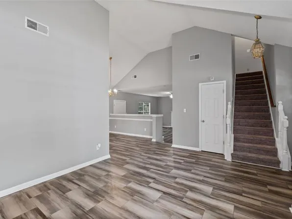 3721 Salem Meadows Dr, Lithonia, GA 30038