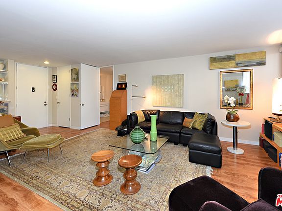 3rd image of 6050 Canterbury Dr Unit F102