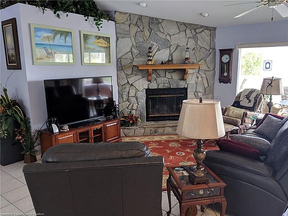 2nd image of 1514 Lake Clay Dr