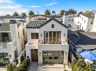 711 Marigold Ave #1/2, Corona Del Mar, CA 92625
