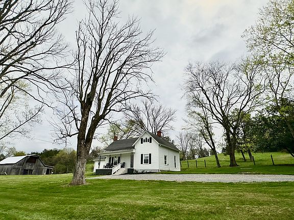 5th image of 546 W Old Alexandria Rd